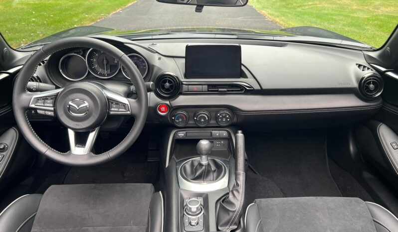 								2023 Mazda MX-5 Miata RF Club full									
