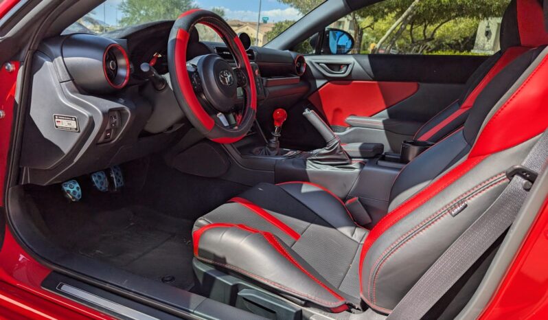 								2024 Toyota GR86 Trueno Edition full									