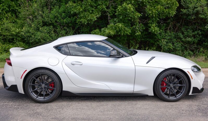 								2023 Toyota Supra 3.0 Premium full									
