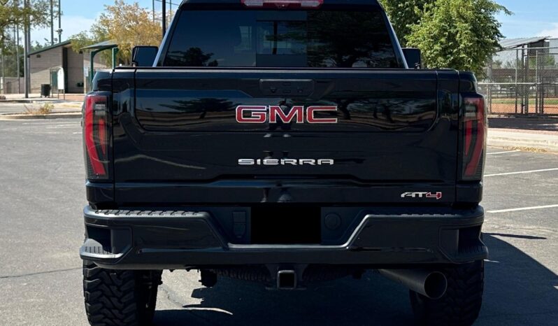 								2024 GMC Sierra 2500HD AT4 full									