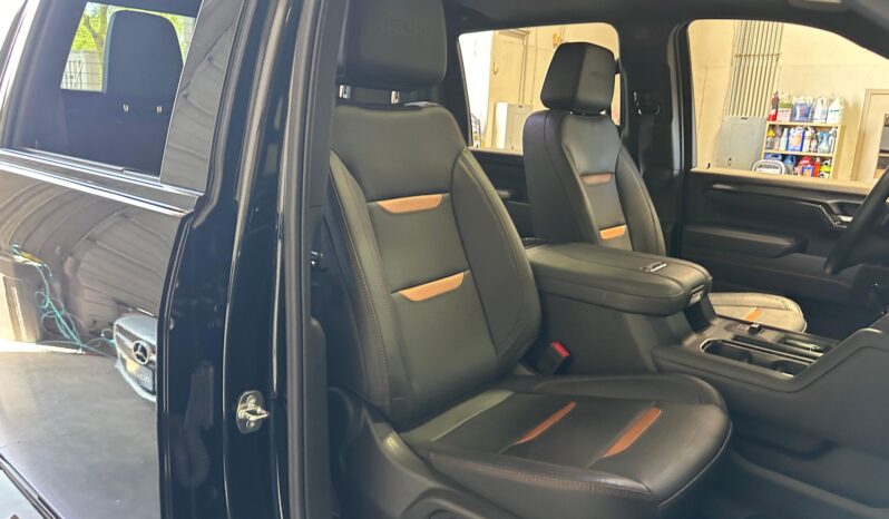 								2024 GMC Sierra 2500HD AT4 full									