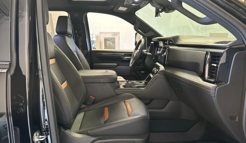 								2024 GMC Sierra 2500HD AT4 full									
