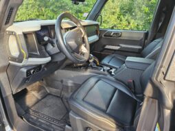 										2023 Ford Bronco Badlands full									