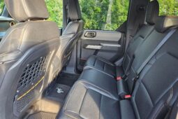 										2023 Ford Bronco Badlands full									