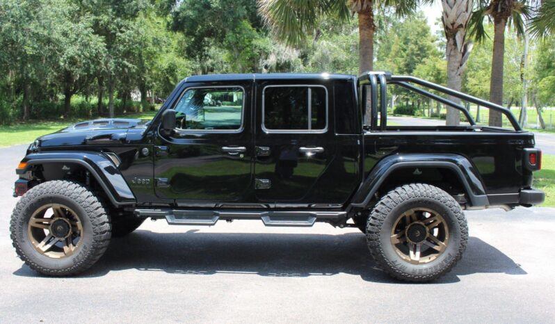 								2023 Jeep Gladiator Sport 4×4 full									