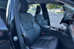 2022 Volvo S60 Recharge T8 R-Design Expression full