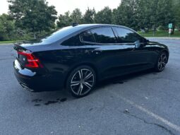 2022 Volvo S60 Recharge T8 R-Design Expression full