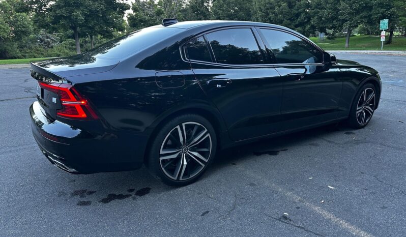 								2022 Volvo S60 Recharge T8 R-Design Expression full									