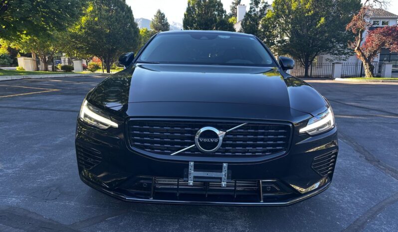 								2022 Volvo S60 Recharge T8 R-Design Expression full									