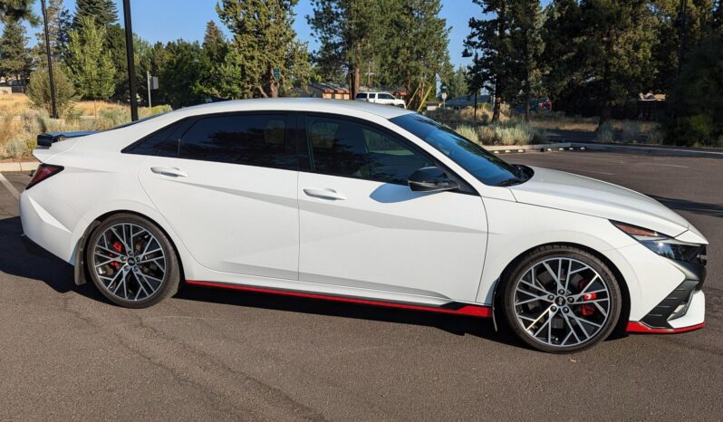 								2023 Hyundai Elantra N full									