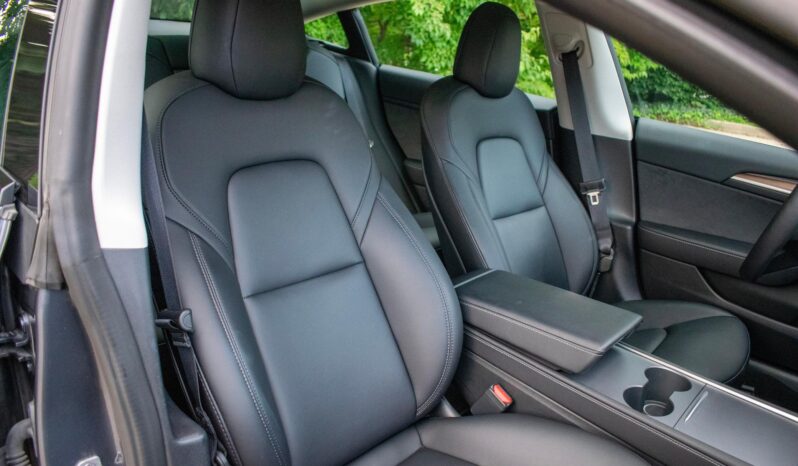 								2022 Tesla Model 3 Long Range AWD full									
