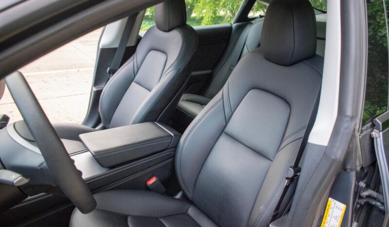 								2022 Tesla Model 3 Long Range AWD full									