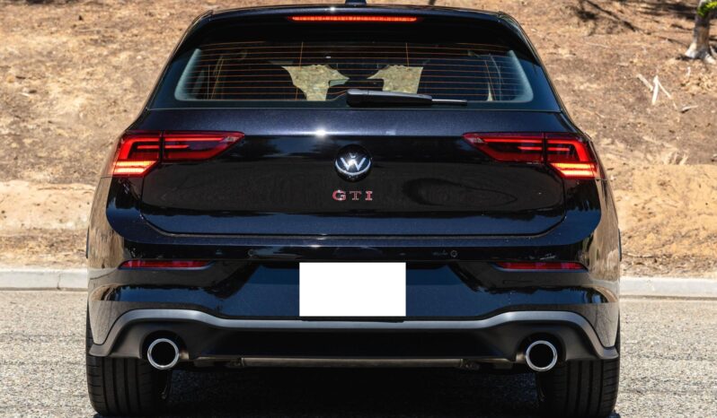 								2023 Volkswagen GTI Autobahn full									