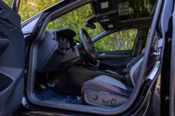 										2023 Volkswagen GTI Autobahn full									