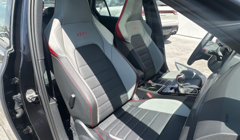 								2023 Volkswagen GTI Autobahn full									