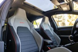 										2023 Volkswagen GTI Autobahn full									