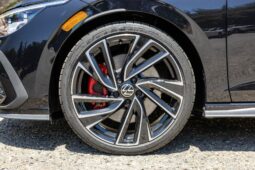 										2023 Volkswagen GTI Autobahn full									