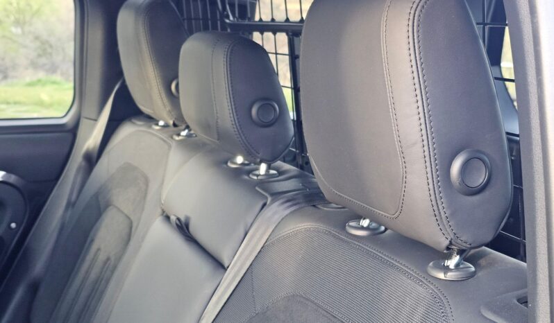 								2023 Land Rover Defender 110 V8 Carpathian Edition full									