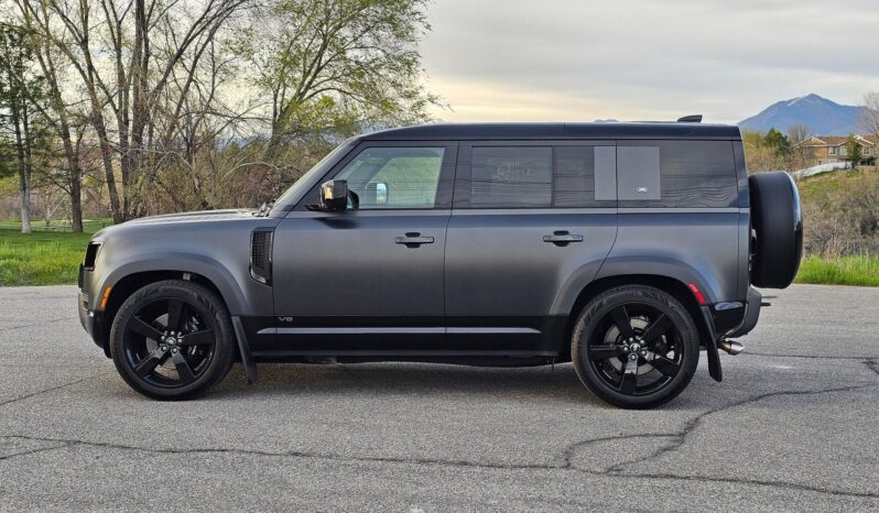 								2023 Land Rover Defender 110 V8 Carpathian Edition full									
