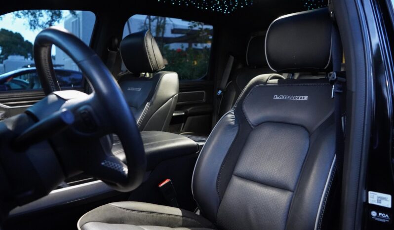 								2023 Ram 1500 Laramie Night Edition 4×4 full									