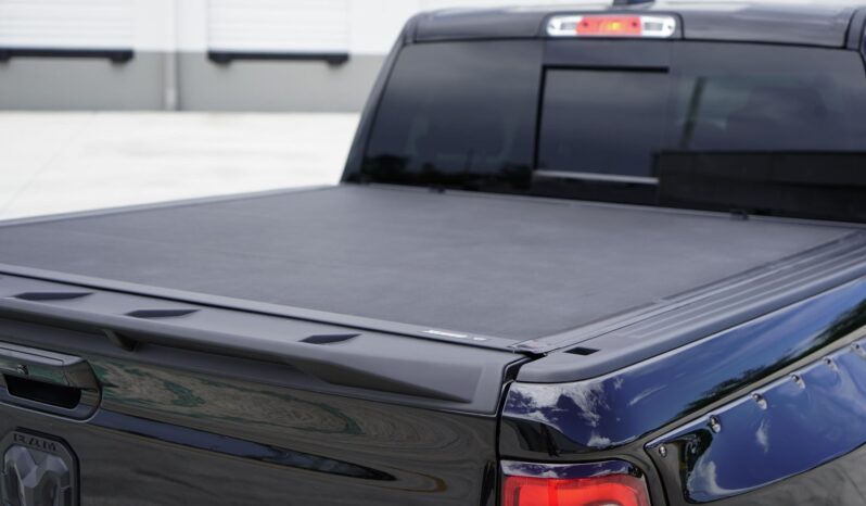 								2023 Ram 1500 Laramie Night Edition 4×4 full									