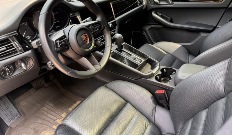 								2023 Porsche Macan S full									