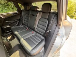 										2023 Porsche Macan S full									