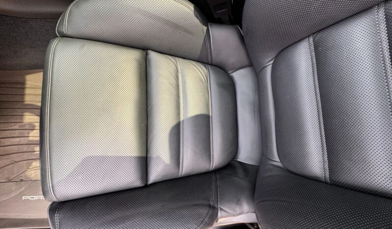 								2023 Porsche Macan S full									