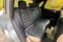 										2023 Porsche Macan S full									
