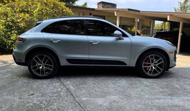 								2023 Porsche Macan S full									