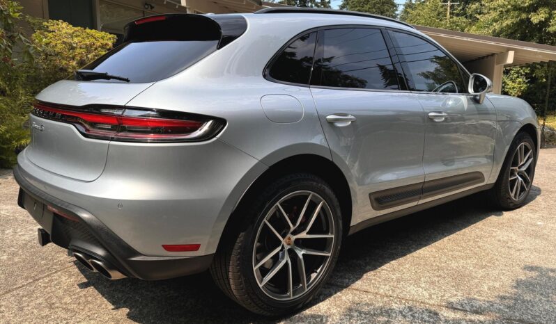 								2023 Porsche Macan S full									