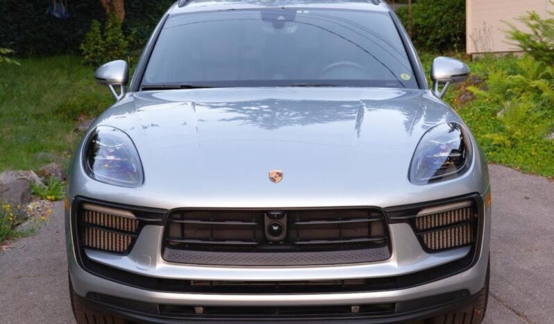 								2023 Porsche Macan S full									