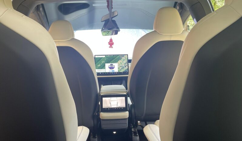 								2022 Tesla Model X Plaid full									