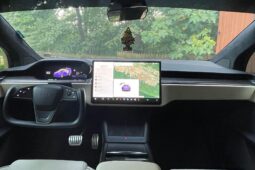 										2022 Tesla Model X Plaid full									