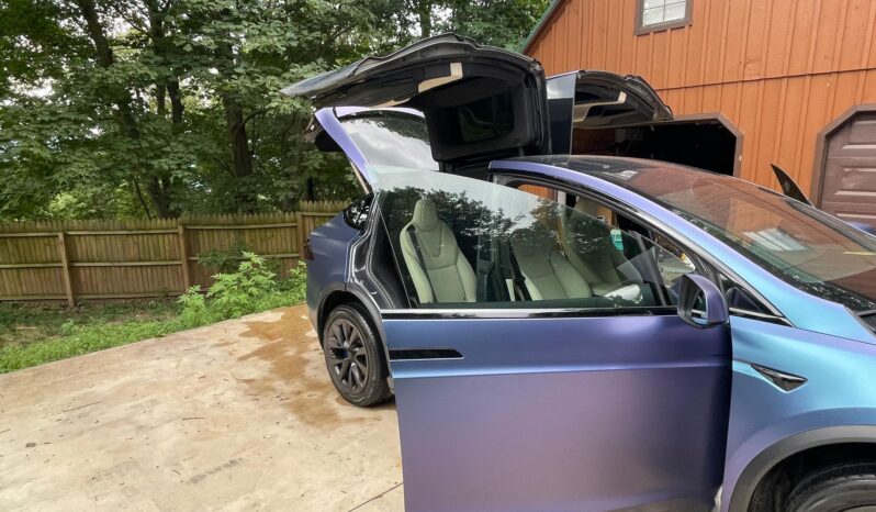 								2022 Tesla Model X Plaid full									