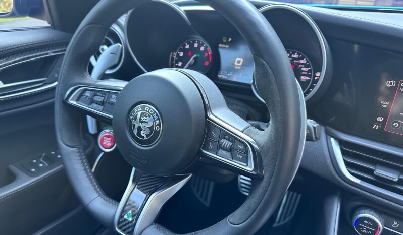 								2022 Alfa Romeo Giulia Quadrifoglio full									