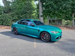 2022 Alfa Romeo Giulia Quadrifoglio full