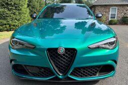 2022 Alfa Romeo Giulia Quadrifoglio full
