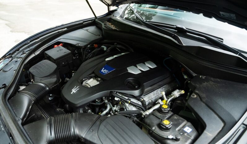 								2022 Maserati Levante Modena full									