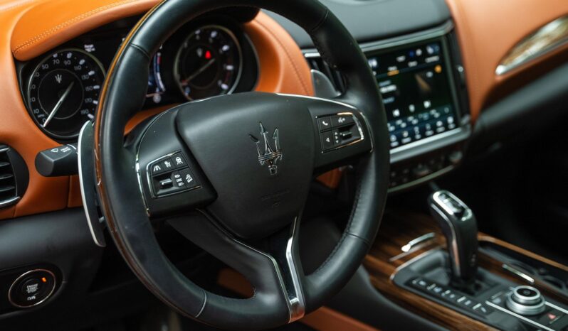								2022 Maserati Levante Modena full									