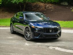 										2022 Maserati Levante Modena full									