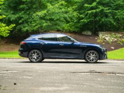 										2022 Maserati Levante Modena full									