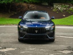 										2022 Maserati Levante Modena full									