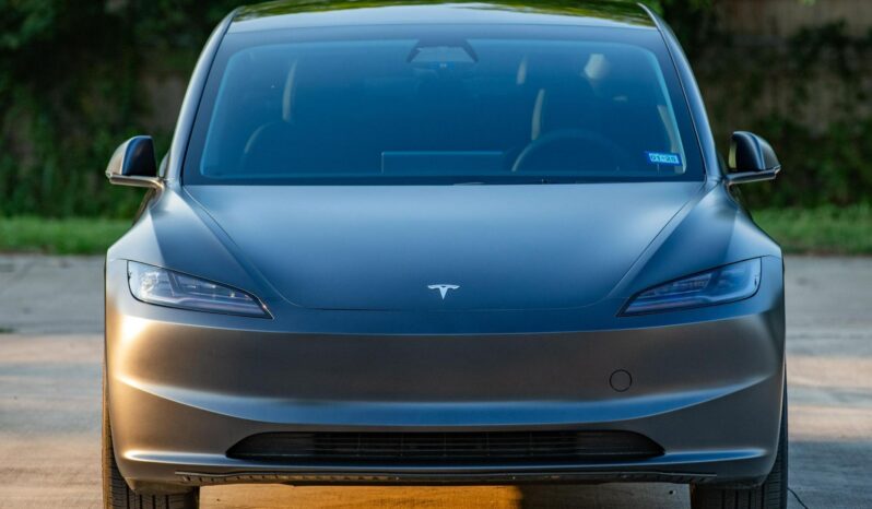 								2024 Tesla Model 3 Long Range AWD full									