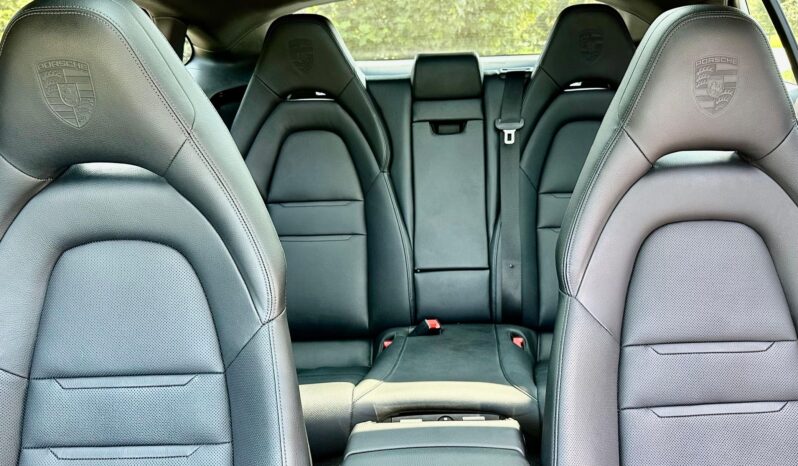 								2023 Porsche Panamera 4 Platinum Edition full									