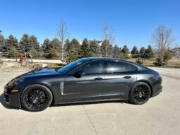 2023 Porsche Panamera 4 Platinum Edition full