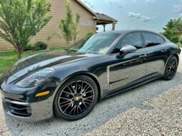 2023 Porsche Panamera 4 Platinum Edition full