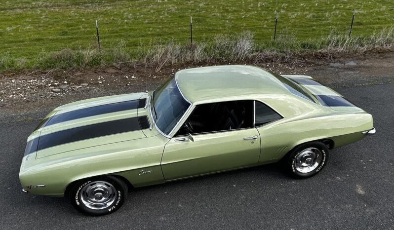 								1969 Chevrolet Camaro Coupe 4-Speed full									