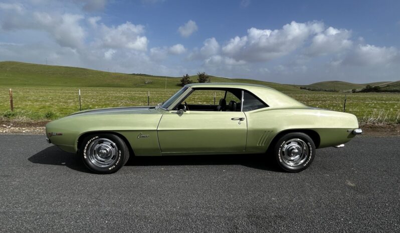 								1969 Chevrolet Camaro Coupe 4-Speed full									