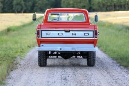 										1972 Ford F-250 Ranger Highboy 4×4 4-Speed full									